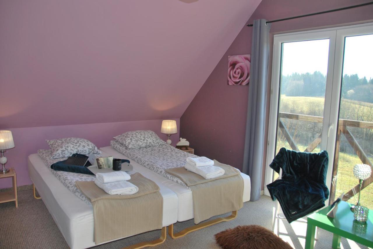 Szarejkowe Wzgorza Hotel Szarejki Bagian luar foto